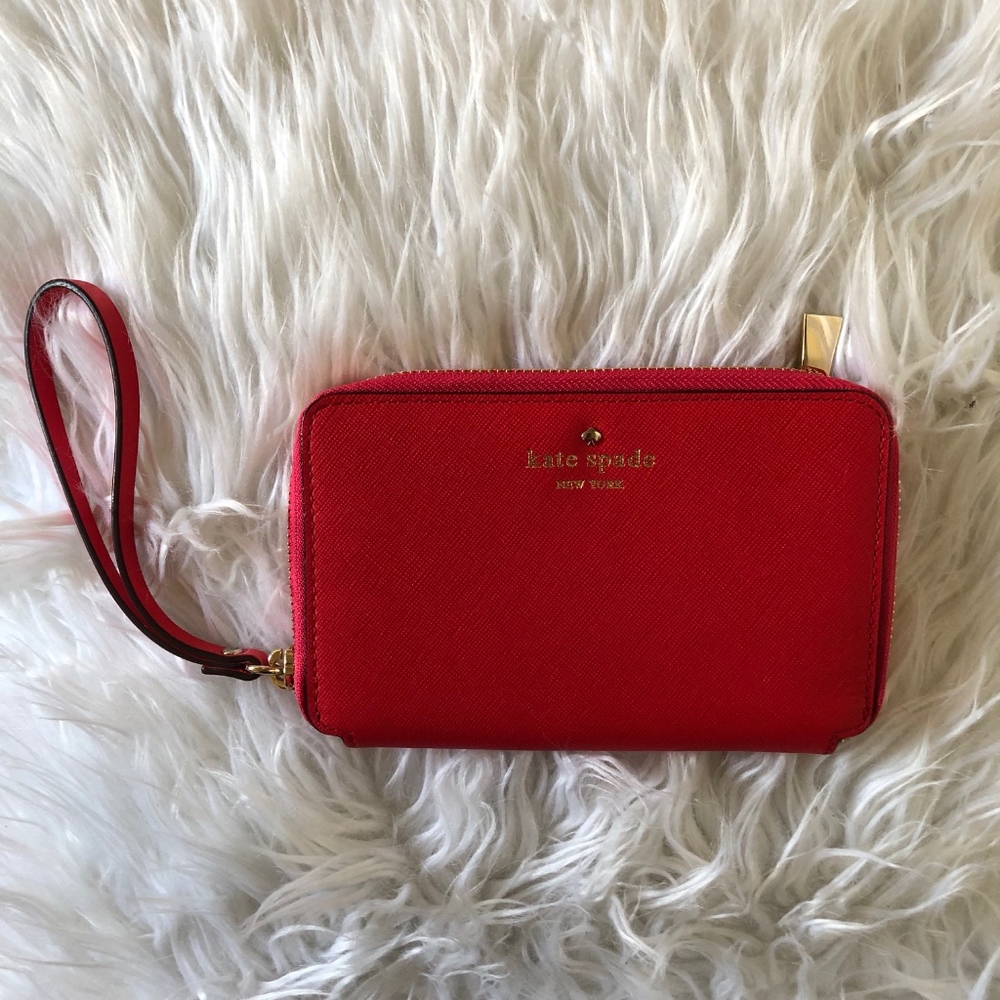 Kate Spade Pink Leather Cedar Street Tech Wallet